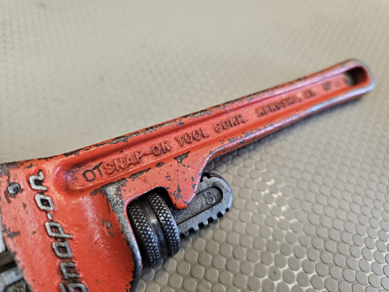 Vintage Official Snap-On PW8C 8" Adjustable Pipe Wrench Metal Tool - Rare