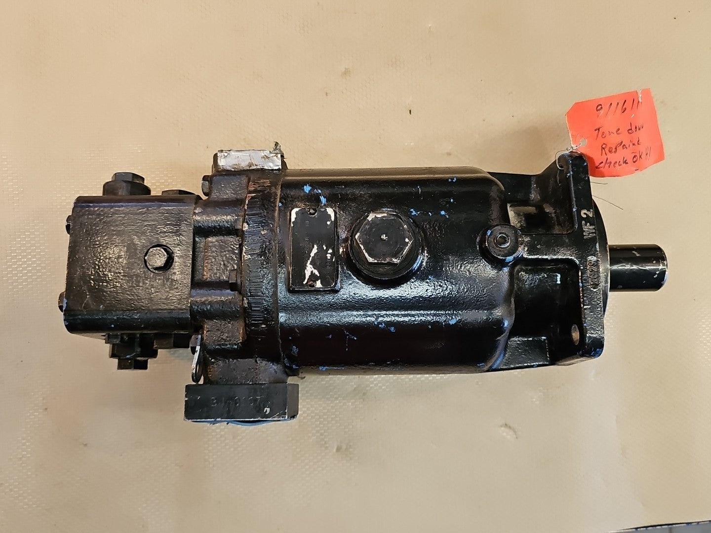 Eaton 5433-119 Fixed Displacement Piston Motor - 5.43 in³/r Displacment 3933-006