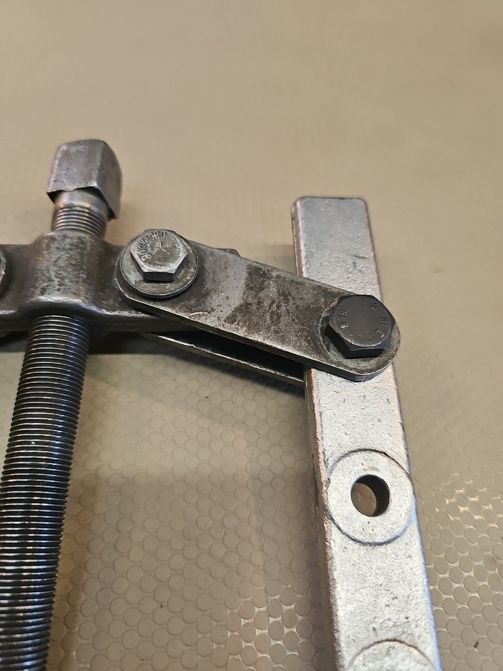 Vintage OTC Owantonna Tool Co Reversible Gear Puller No. 1002-L | Made In USA 