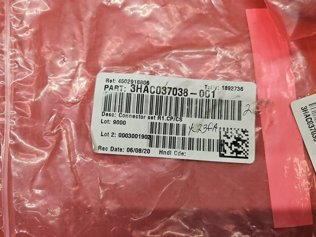 ABB 3HAC037038-001  CONNECTOR SET/KIT  R1.CP/CS INCOMPLETE SEE DESCRIPTION