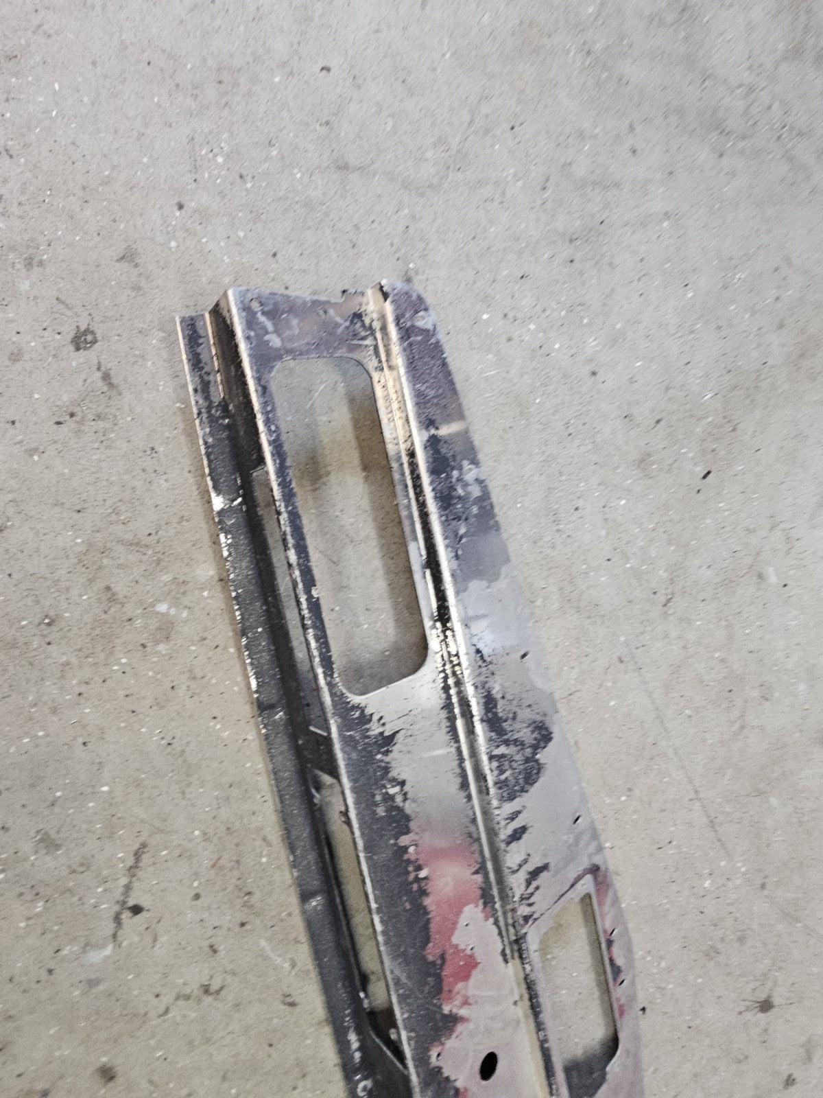 Kenworth W900 Upper Interior Cab Bracket PN: K105-229 Oem Paccar 
