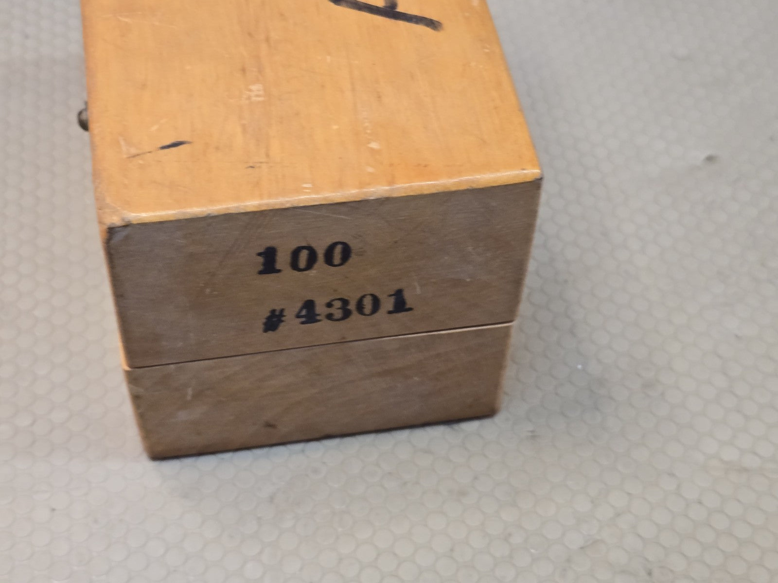 Dillon Force Gauge 100lb Cap 1Lb Div Compression Indicator - Push/Pull *MINTY*