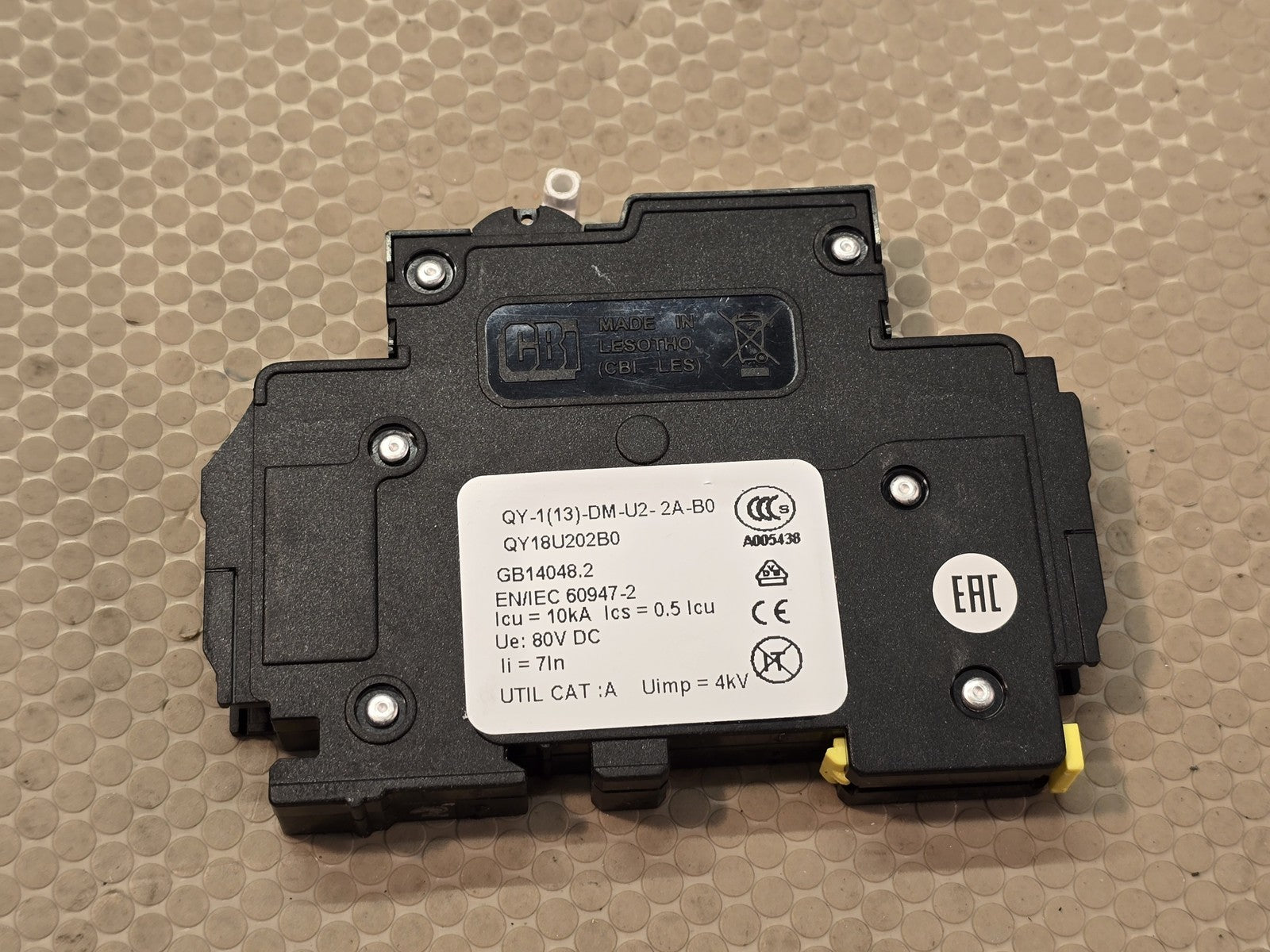 CBI QY-1(13)-DM-U2-2A-B0 DC Miniature Circuit Breaker 2A 80V 1-Pole DIN Rail 10k