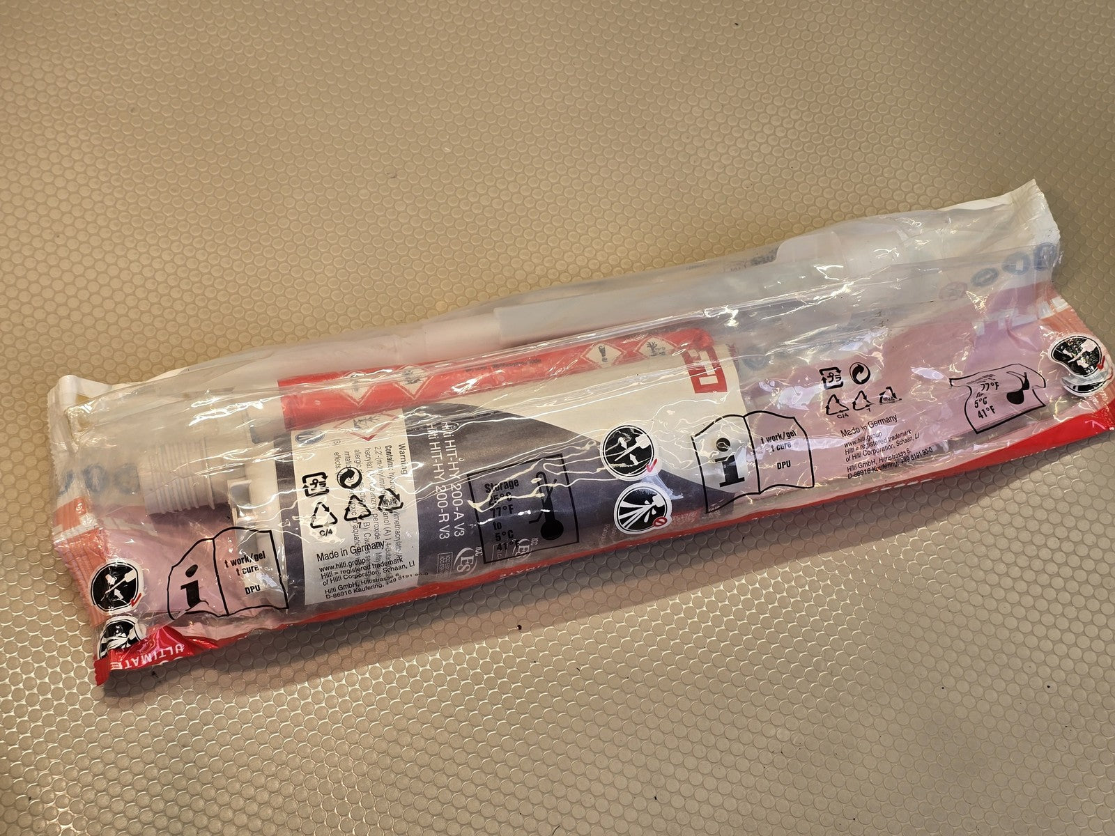Hilti 2334276 HIT-HY 200-R V3 Injectable Mortar Adhesive Anchor 330ml Expired