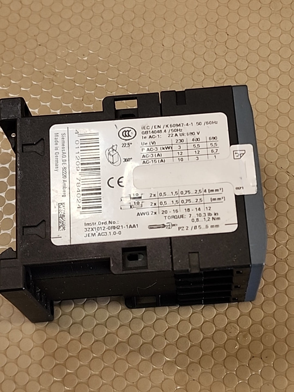 Siemens 3RT2017-1BB41 3-Pole Power Contactor