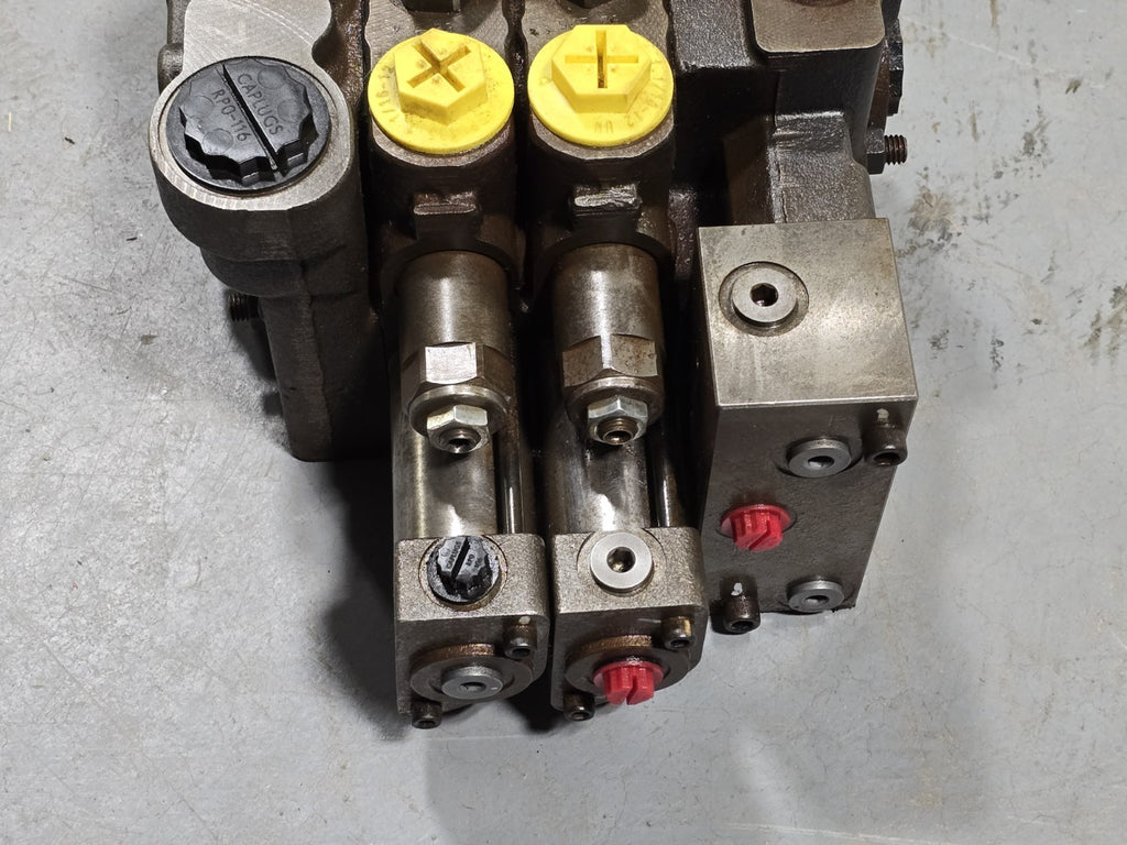 Parker VP170 Load Sense Directional Control Valve Proportional Load 4940927 *NEW
