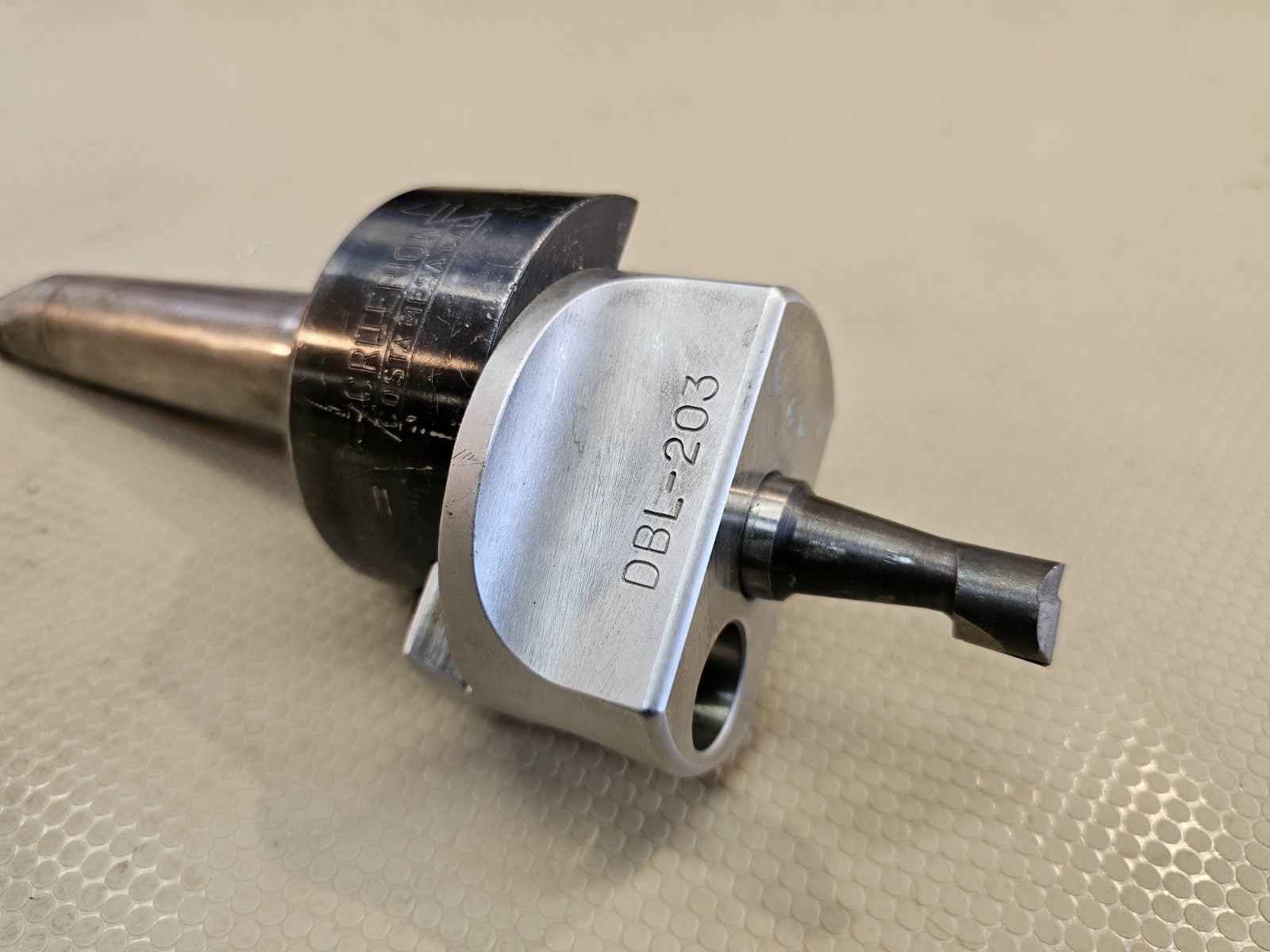 CRITERION 3/4" BORING HEAD - DBL-203 - R8 SHANK