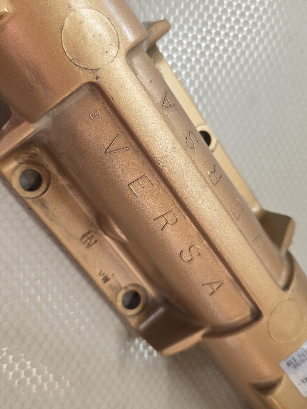 ​Versa TXX-4733-H-HCL-M-S-U-A120 4-Way Solenoid Valve 120V Brass NEW