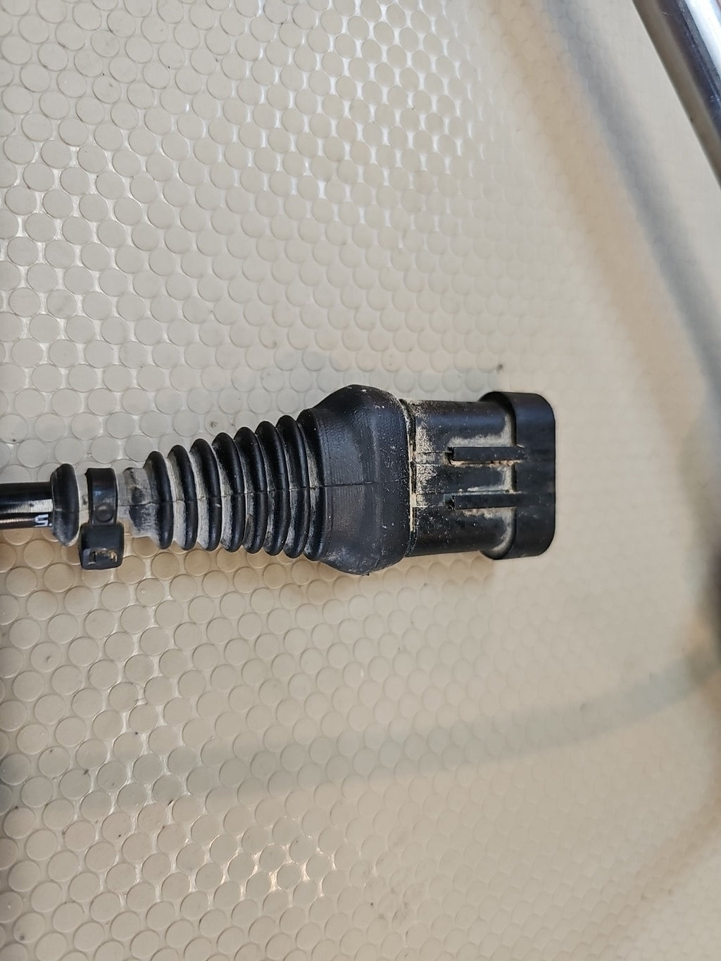 Peterbilt OEM Passenger DEF Sensor - Used | P/N 350235 10 W32 Fuel Sensor
