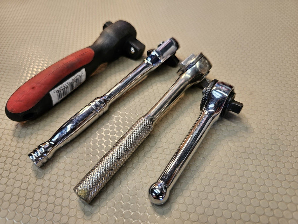 4 Powerbuilt CT-V Ratchet 1/4 & 3/8" Drive GREAT WORKING CONDITION.  107