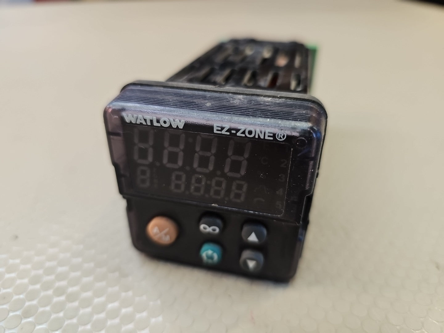 Watlow  EZ-Zone PM6C3EJ-AAAABAA  DIN Panel Mount Temperature Controller