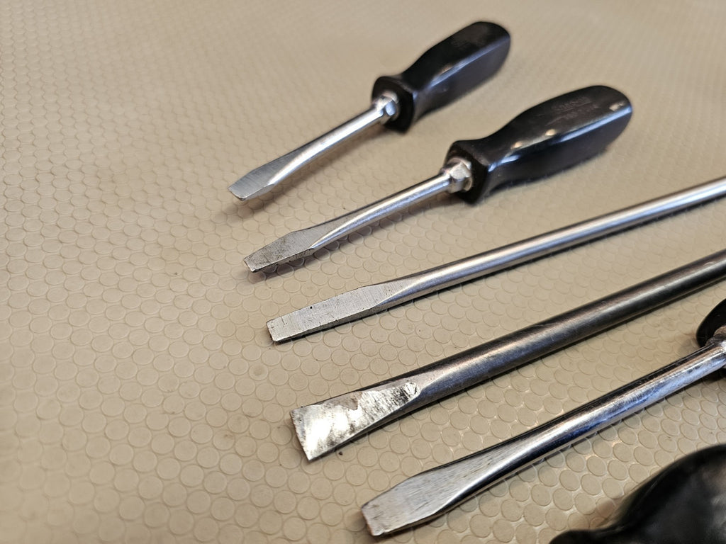 Snap On 6 Piece Long Screwdriver Set Black Hard Handle 20 Inch + Stubby  Flat