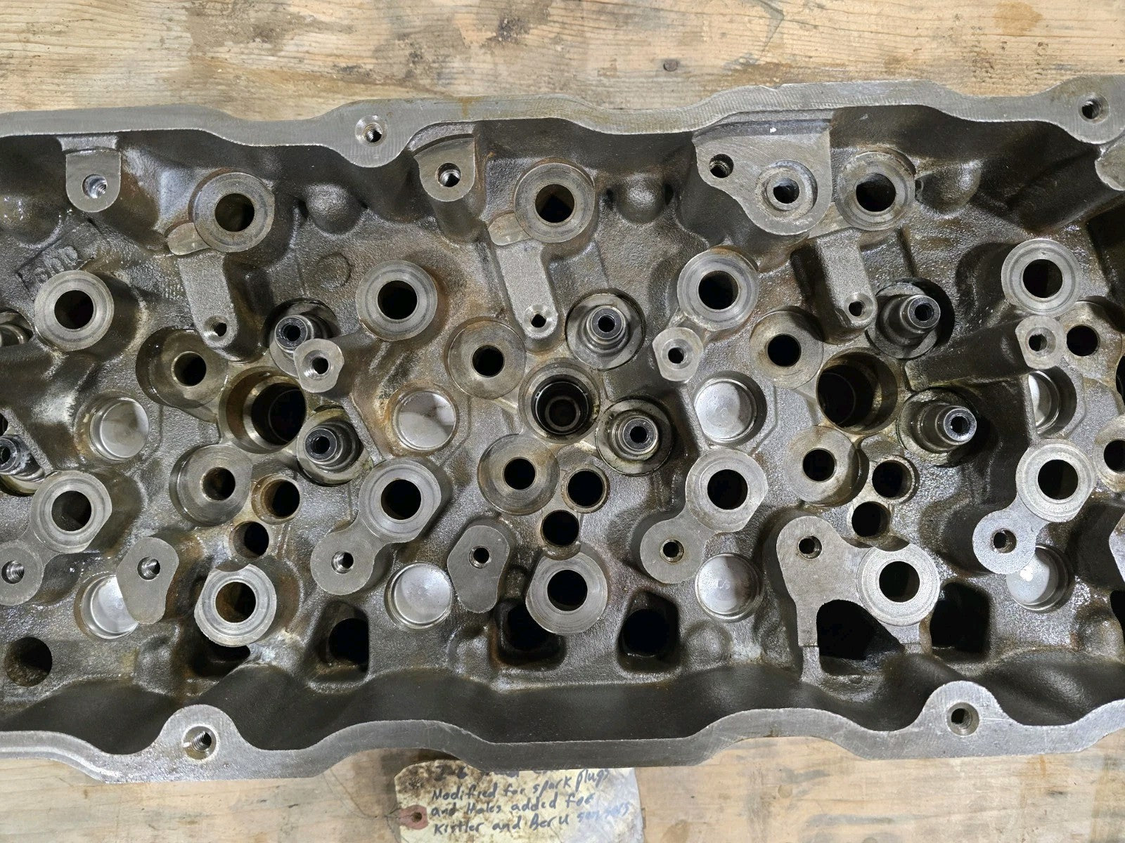 REMANUFACTURED / MOD 1891092C91 International DT466 Cylinder Head  (10341548)