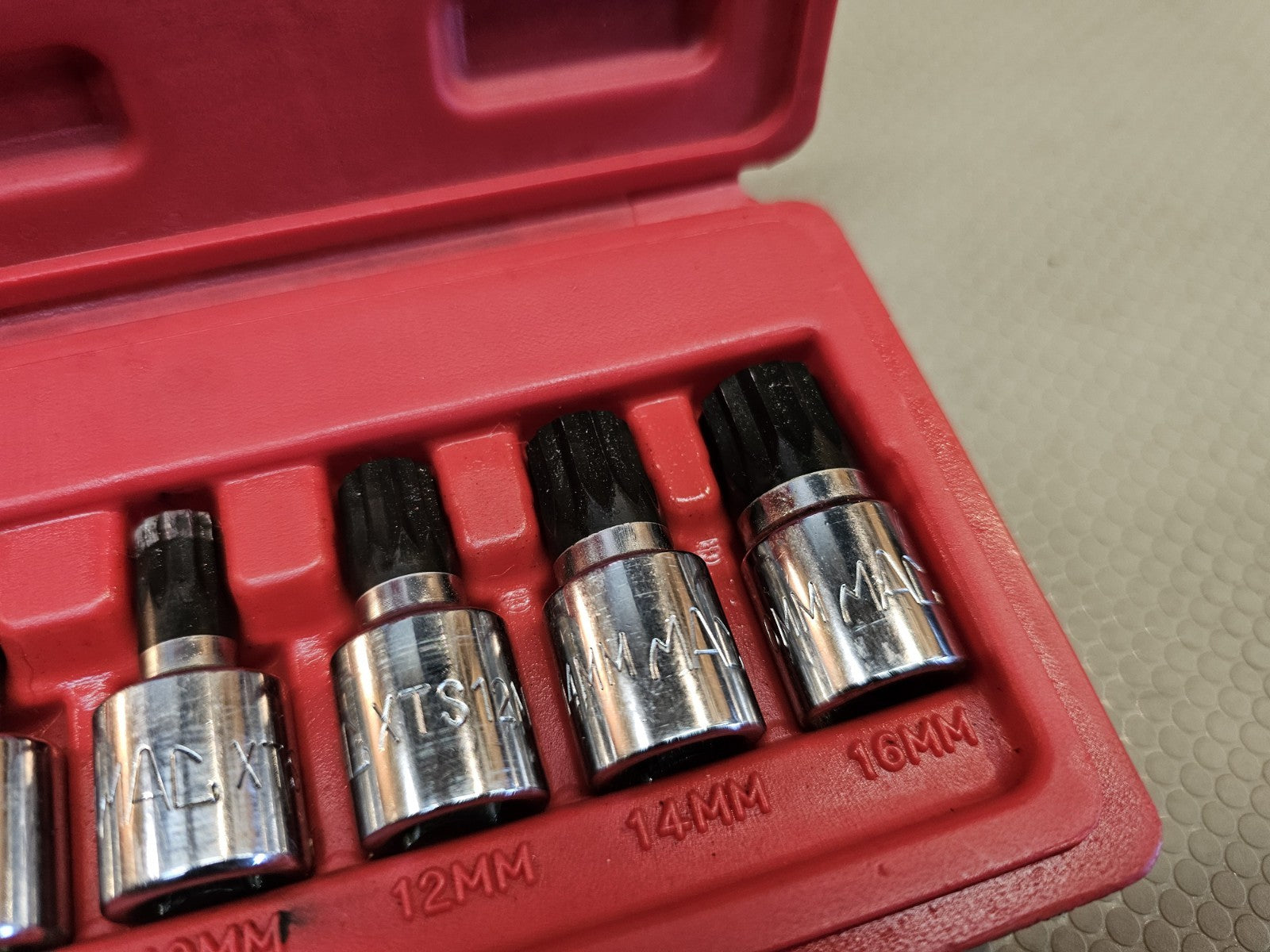 Mac Tools SXMTS8B 3/8" Drive Metric Triple Square 4-6, 8, 10, 12, 14, 16mm