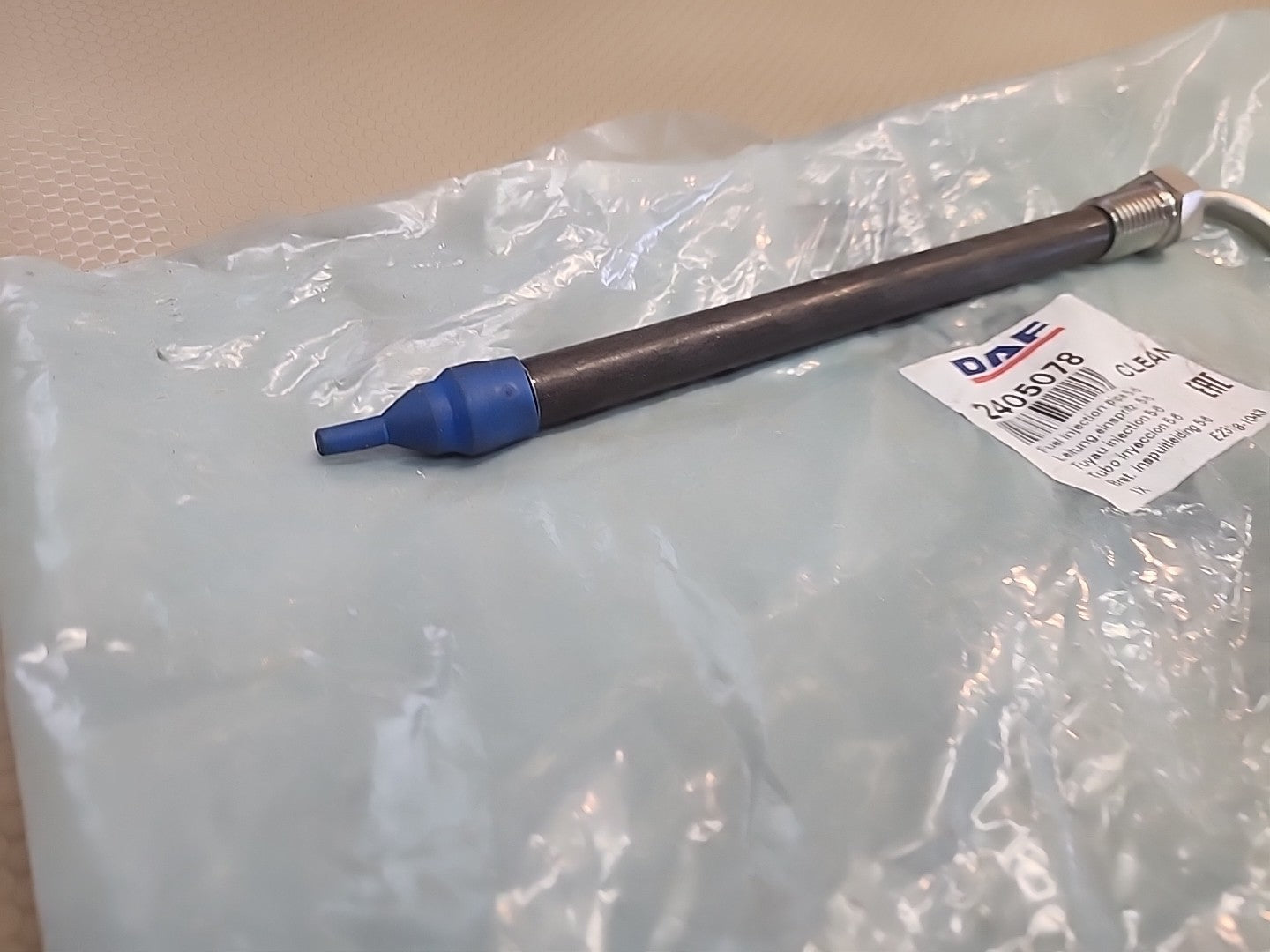 2405078 fuel injection pipe MX-13 fuel feed pipe (DAF is PACCAR)