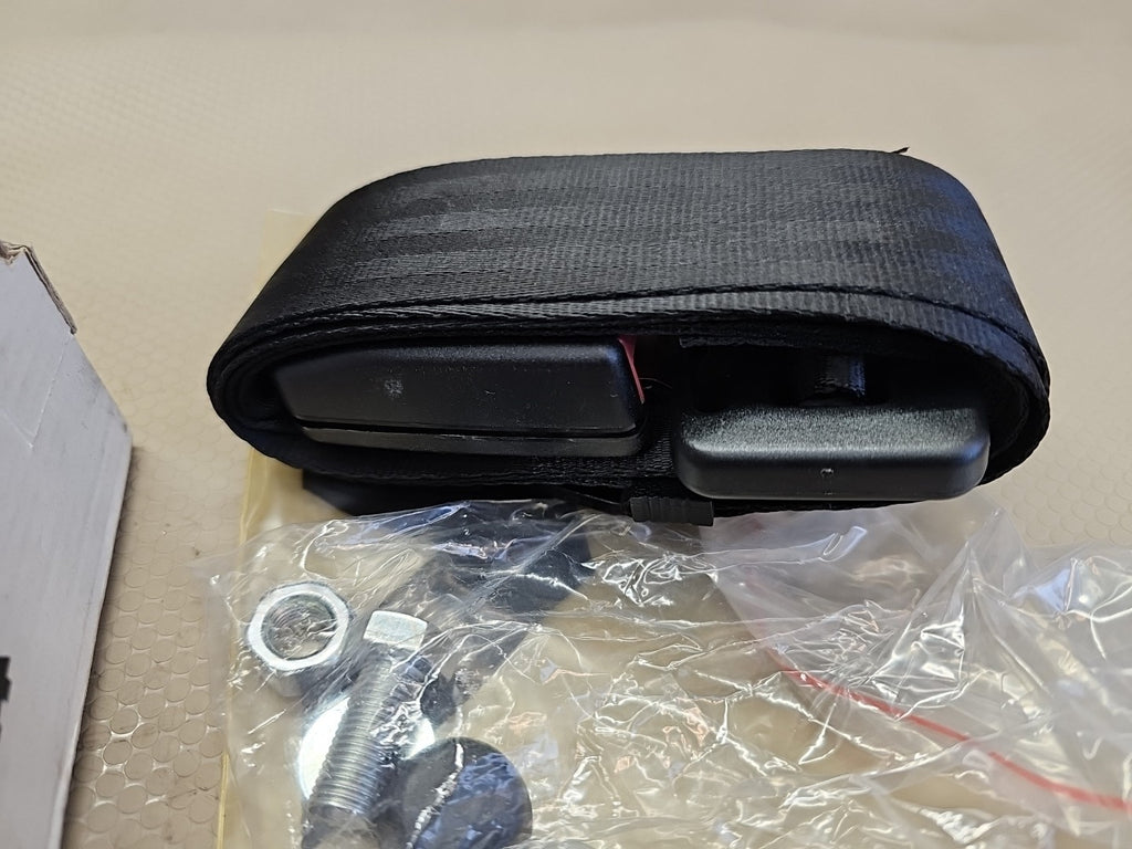 ​Shield Restraint Seat Belt Strap | ISO 6683 SAE J386 | Off-Road Normet