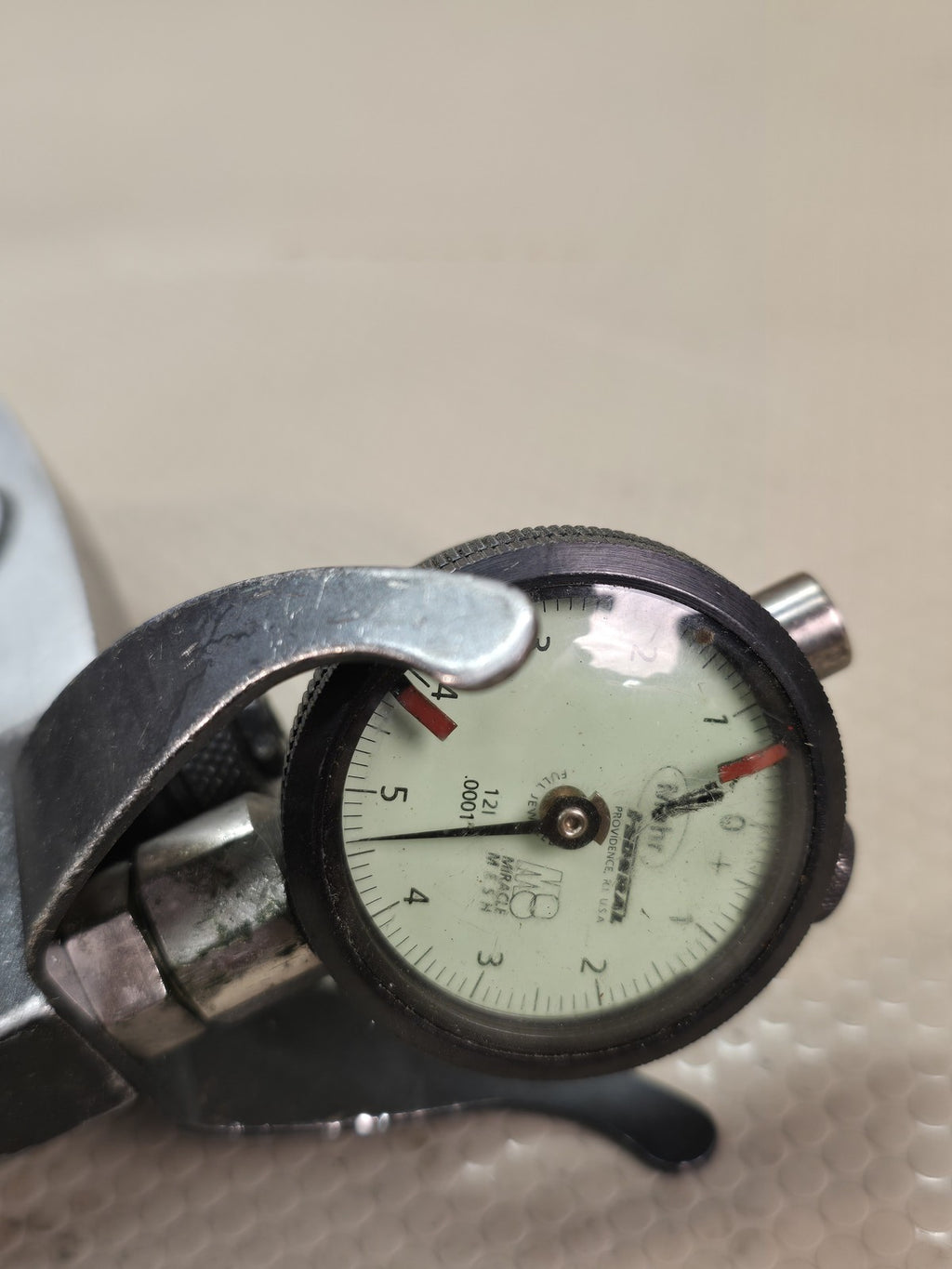 Federal 300P-2 Dial Snap Gage 1-2" Range .0001" w/ 121 Indicator Mahr