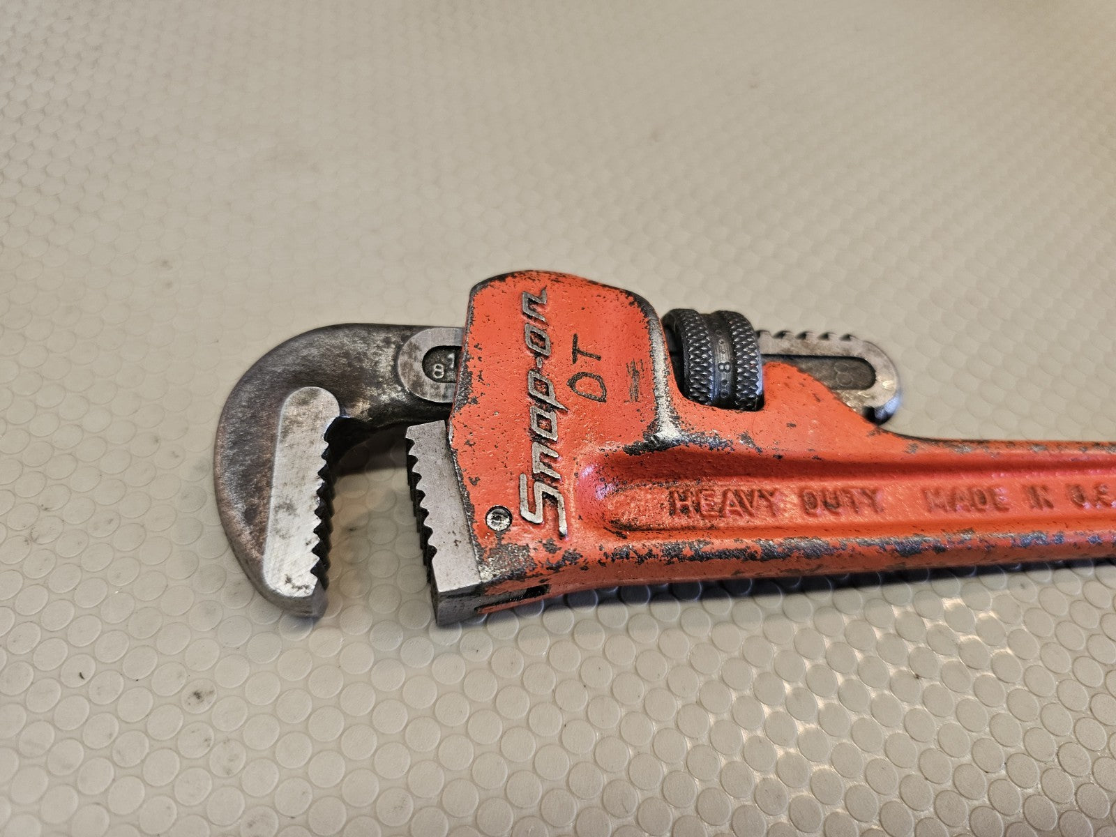 Vintage Official Snap-On PW8C 8" Adjustable Pipe Wrench Metal Tool - Rare