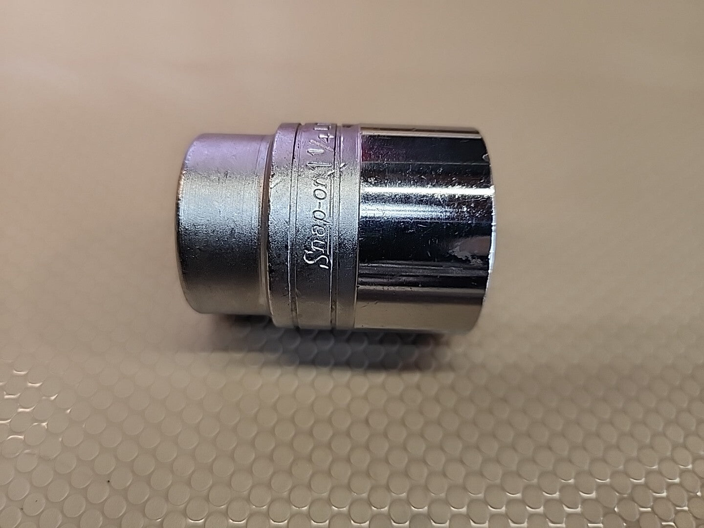 Snap On Tools 3/4" Drive Shallow Socket 1 1/4" LDH402 SAE 12 Point  *MINT* Look