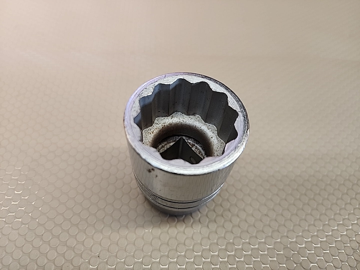 Snap On Tools 3/4" Drive Shallow Socket 1 1/4" LDH402 SAE 12 Point  *MINT* Look