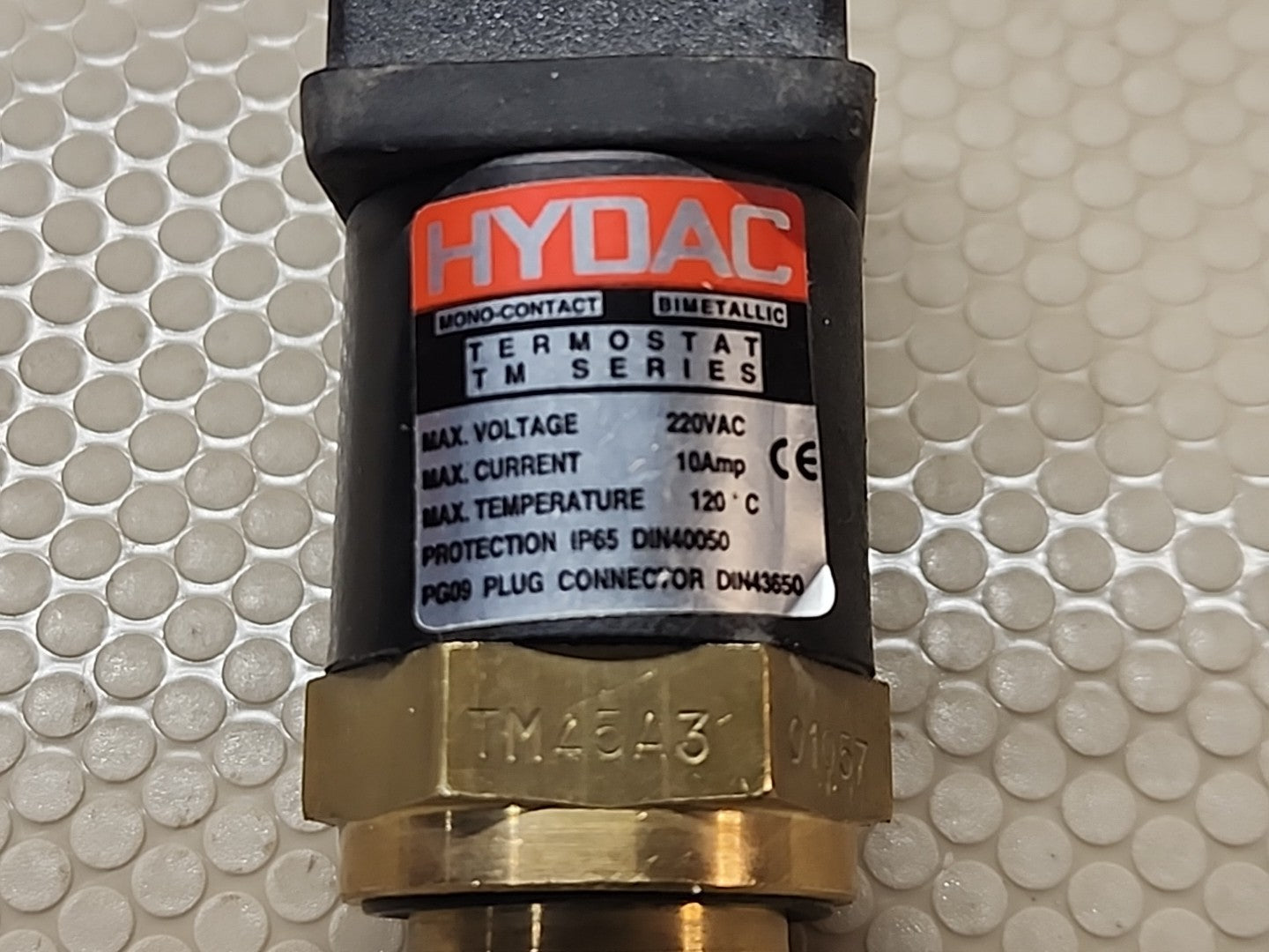HYDAC Thermostat TM Series 220VAC 10Amps 120 Deg. IP65 NEW Mono tm45a3