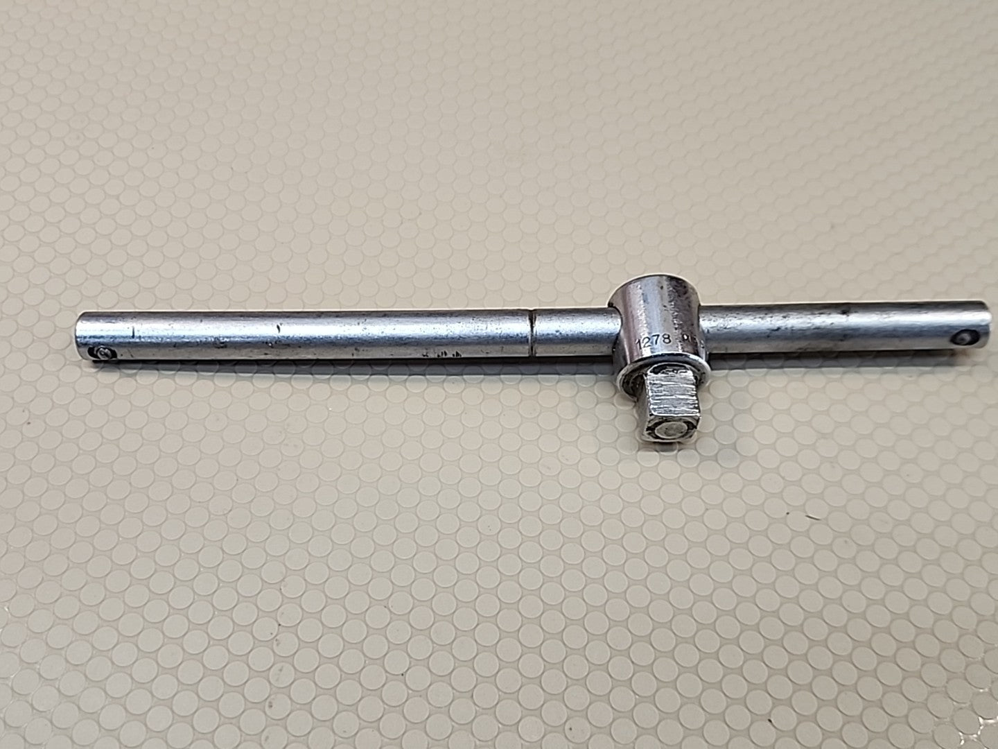 3/4" Dr. Sliding T-Handle Unbranded Used 1278