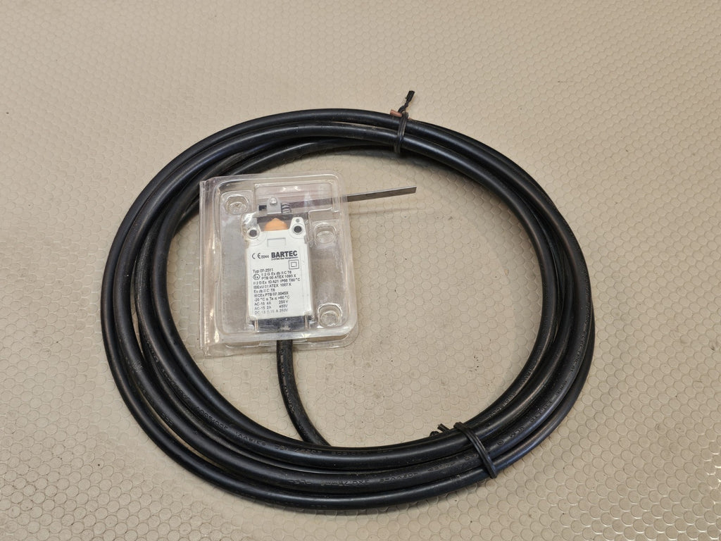 New without Box BARTEC MARINE 07-2511-1330/63 Limit Switch