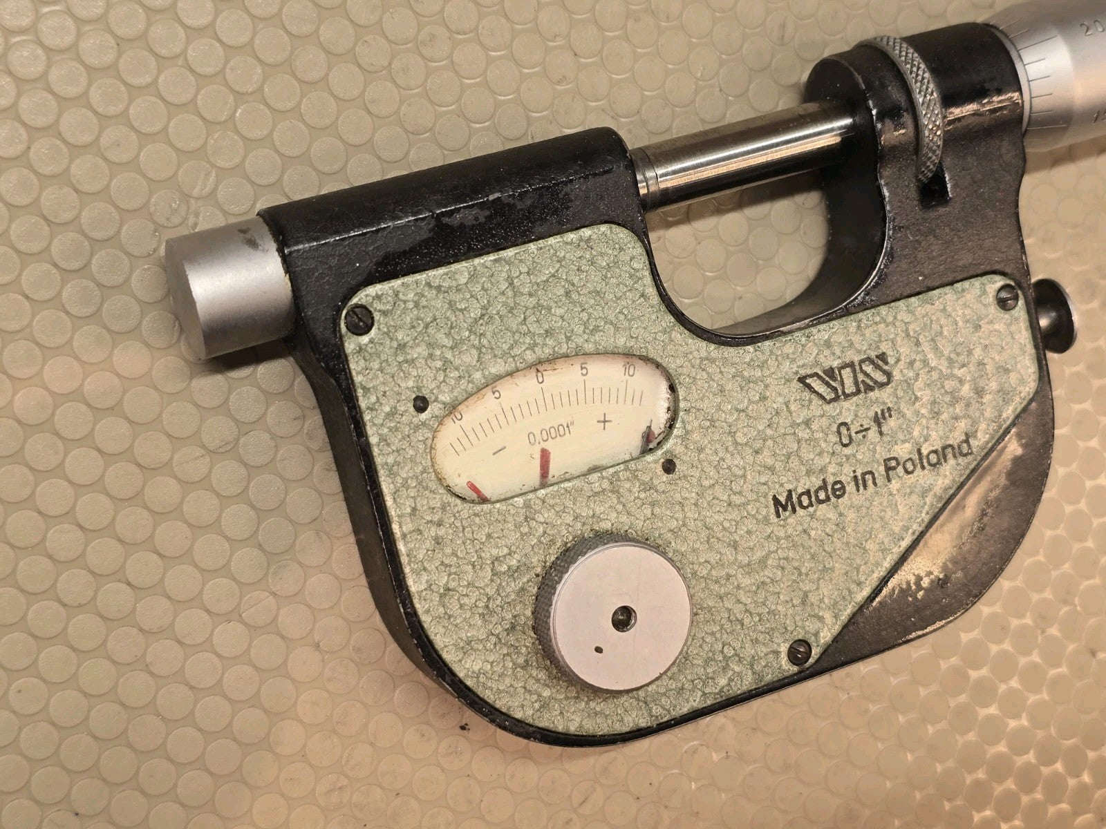 VIS 0–1 Inch Dial Micrometer .0001 Graduation With Wood Case Made In Poland