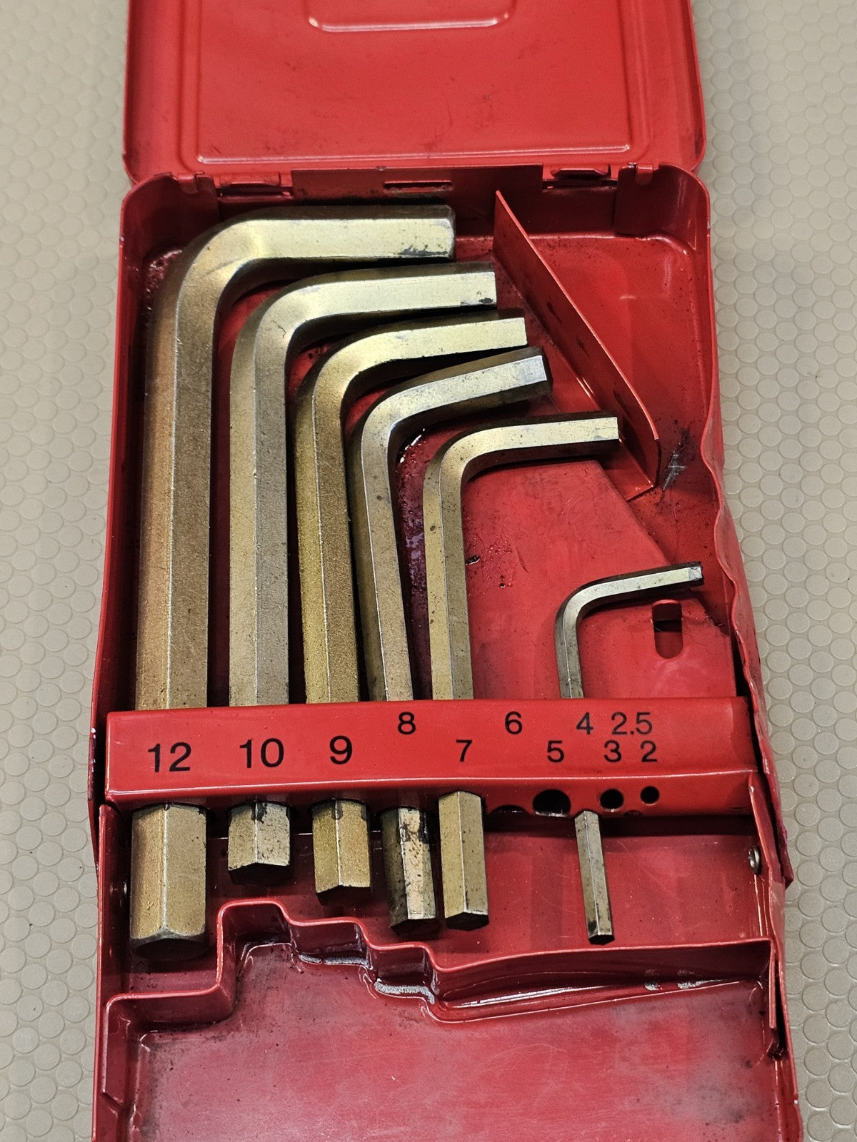 Snap-on Tools 11 Piece Metric Hex Key Set 2mm 12mm Snap On Red Case L Shape
