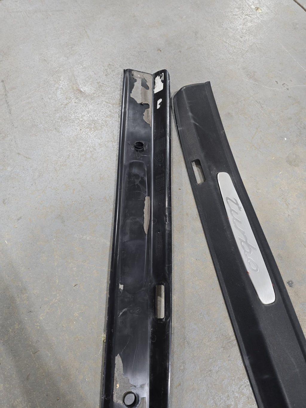 Porsche 911 997 Turbo Left & Right Door Sill Scuff Plate Trim 1619 OEM