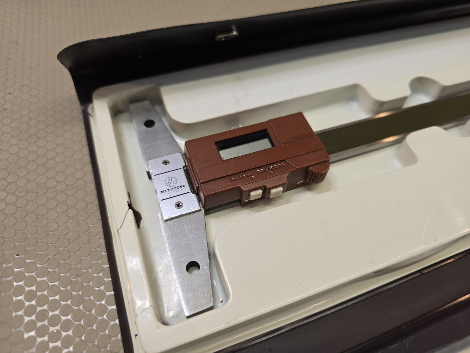 Mitutoyo 571-112 Absolute Digimatic Digital Depth Gage 