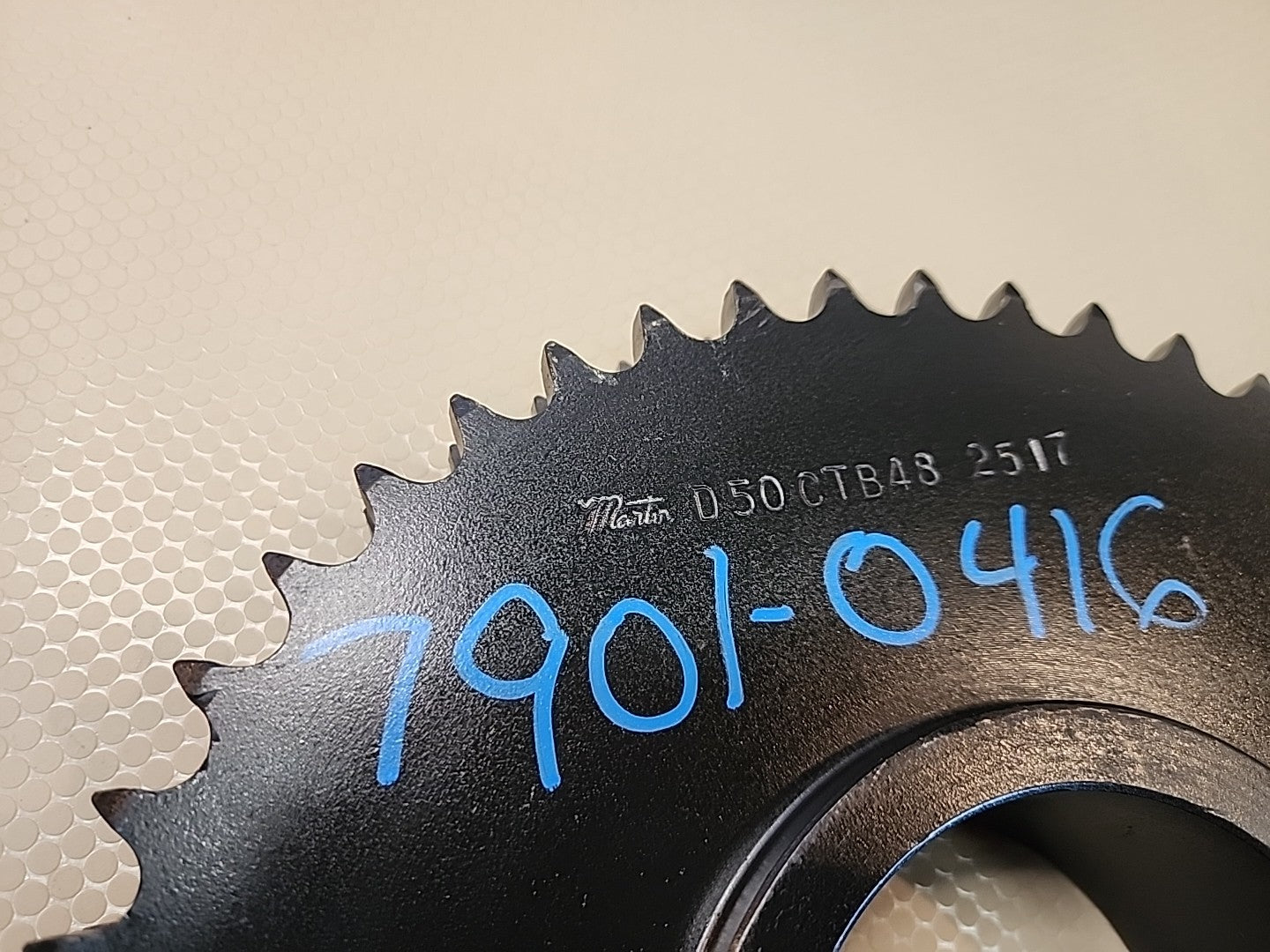 NEW Martin Double Tapered Bushing Sprocket D40Ctb48 2517 40 Chain 48 Teeth