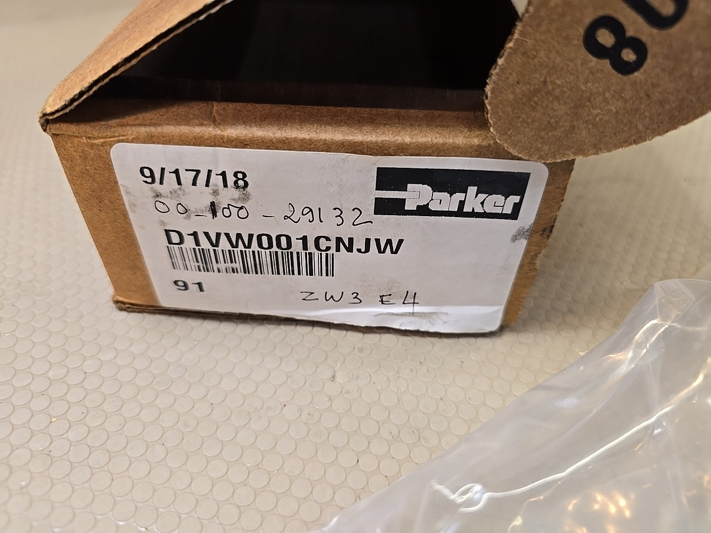 PARKER D1VW008CNJW, HYDRAULIC DIRECTIONAL SOLENOID VALVE, M0125
