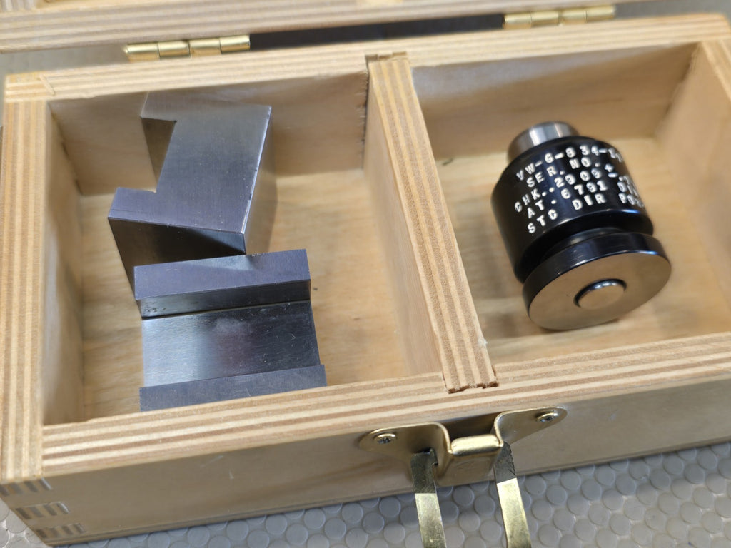 Educated FLUSH PIN GAGE For Dow Gage or Tacomp Stub Set In Wooden Box