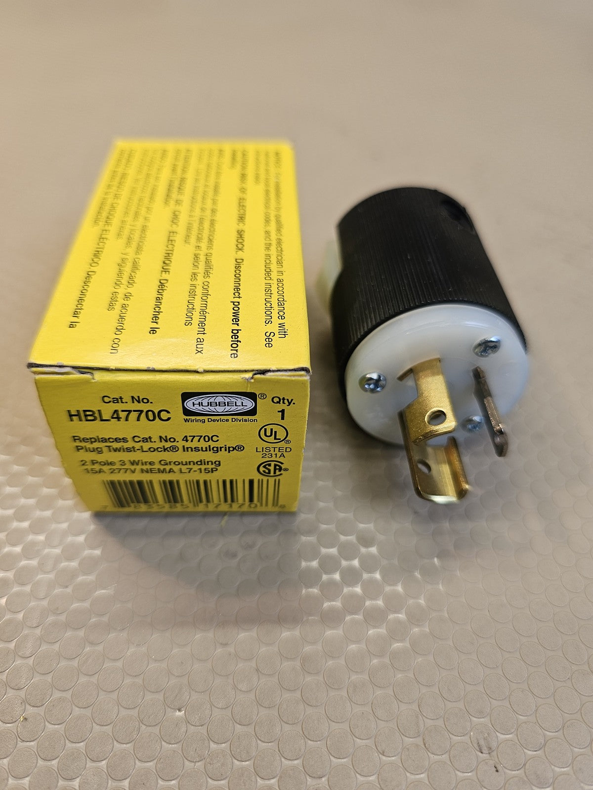 HUBBELL HBL4770C Twist-Lock Insulgrip Plug 15A 277V NEMA L7-15P