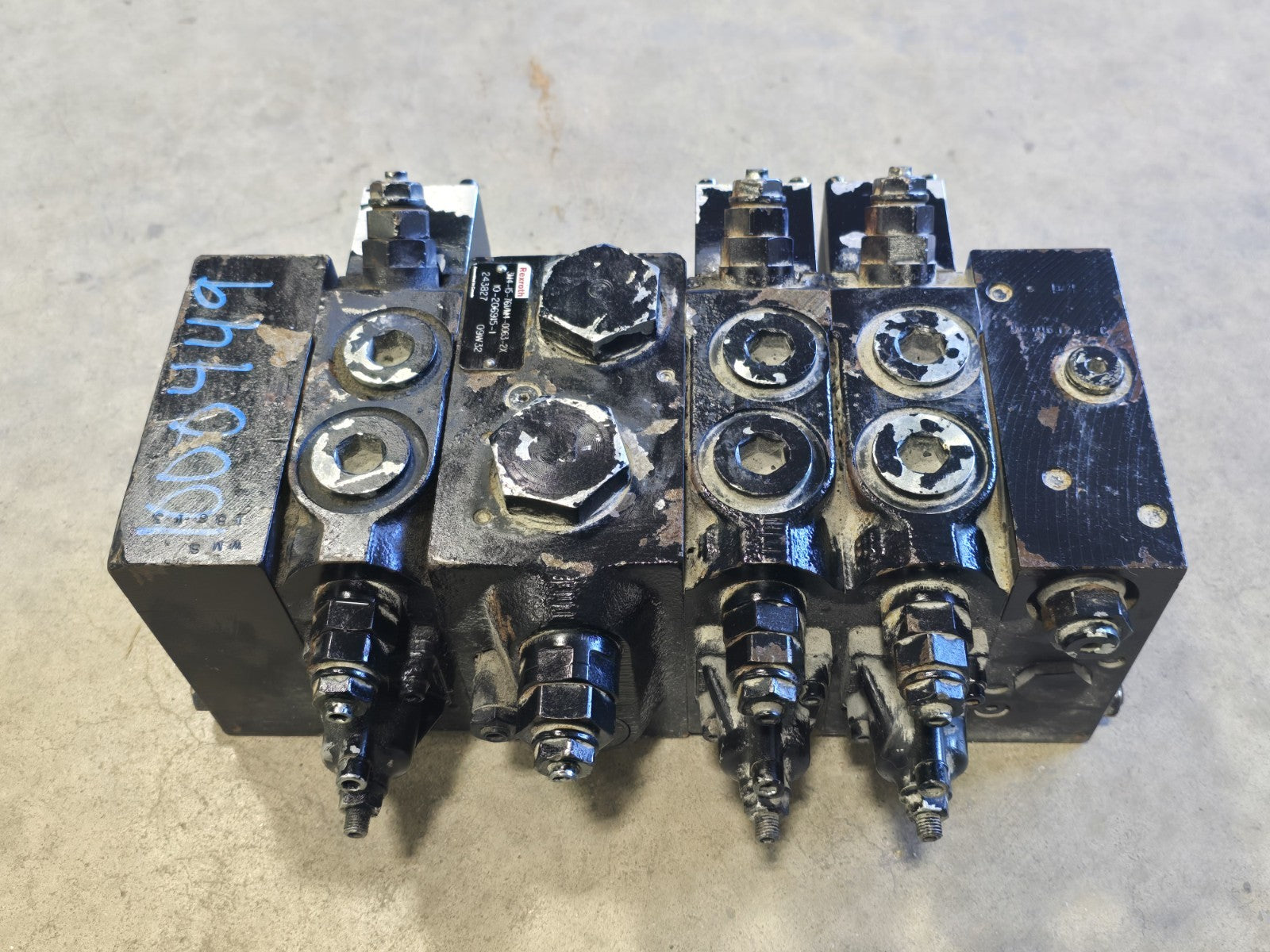 Rexroth Bosch M4-15 Valve Control Block R987373096 M4-K00063-2X/3M4-15-VJ-H_MV19