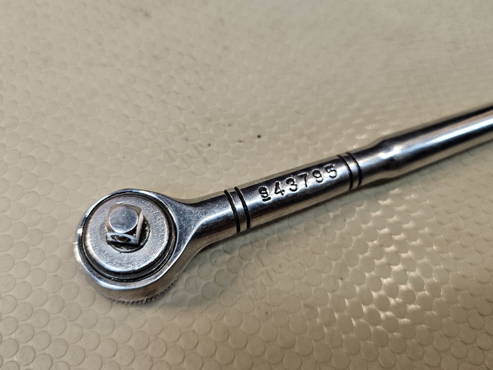Vintage Craftsman 1/4" Drive 5-5/8” Ratchet 943795 Thumb Wheel