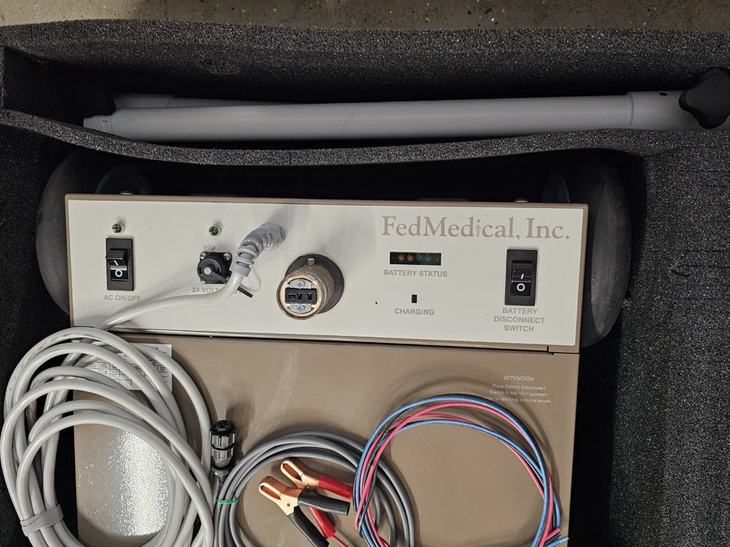 FEDMEDICAL FMI-301FB LIGHT SURGICAL FIELD FLOOR 