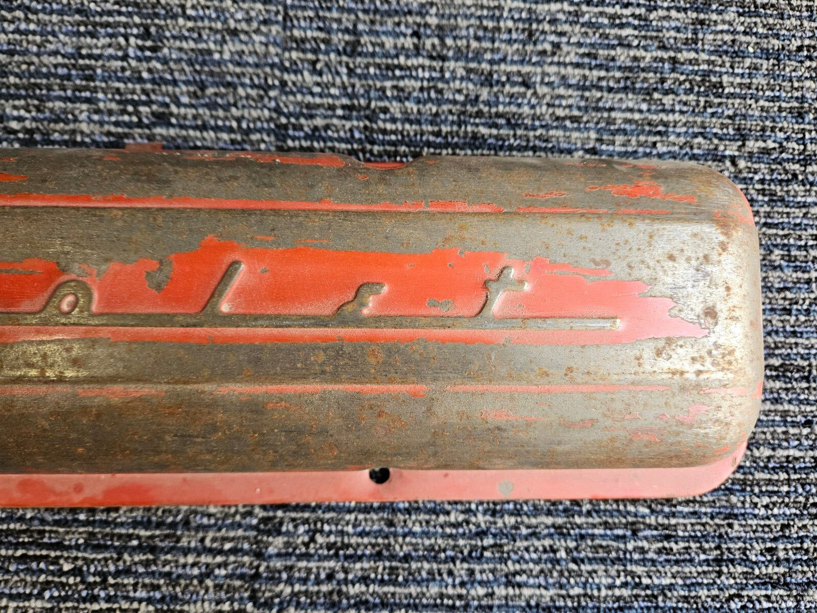 1954-1957 ORIGINAL GM Chevrolet CORVETTE 7 FIN ALUMINUM VALVE COVER OEM 3726086