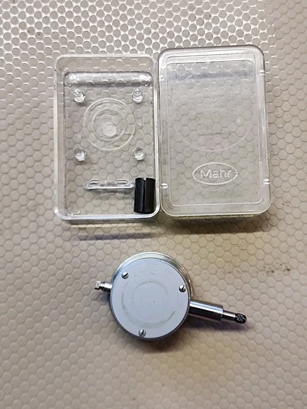 MAHR FEDERAL  DIAL INDICATOR .01M