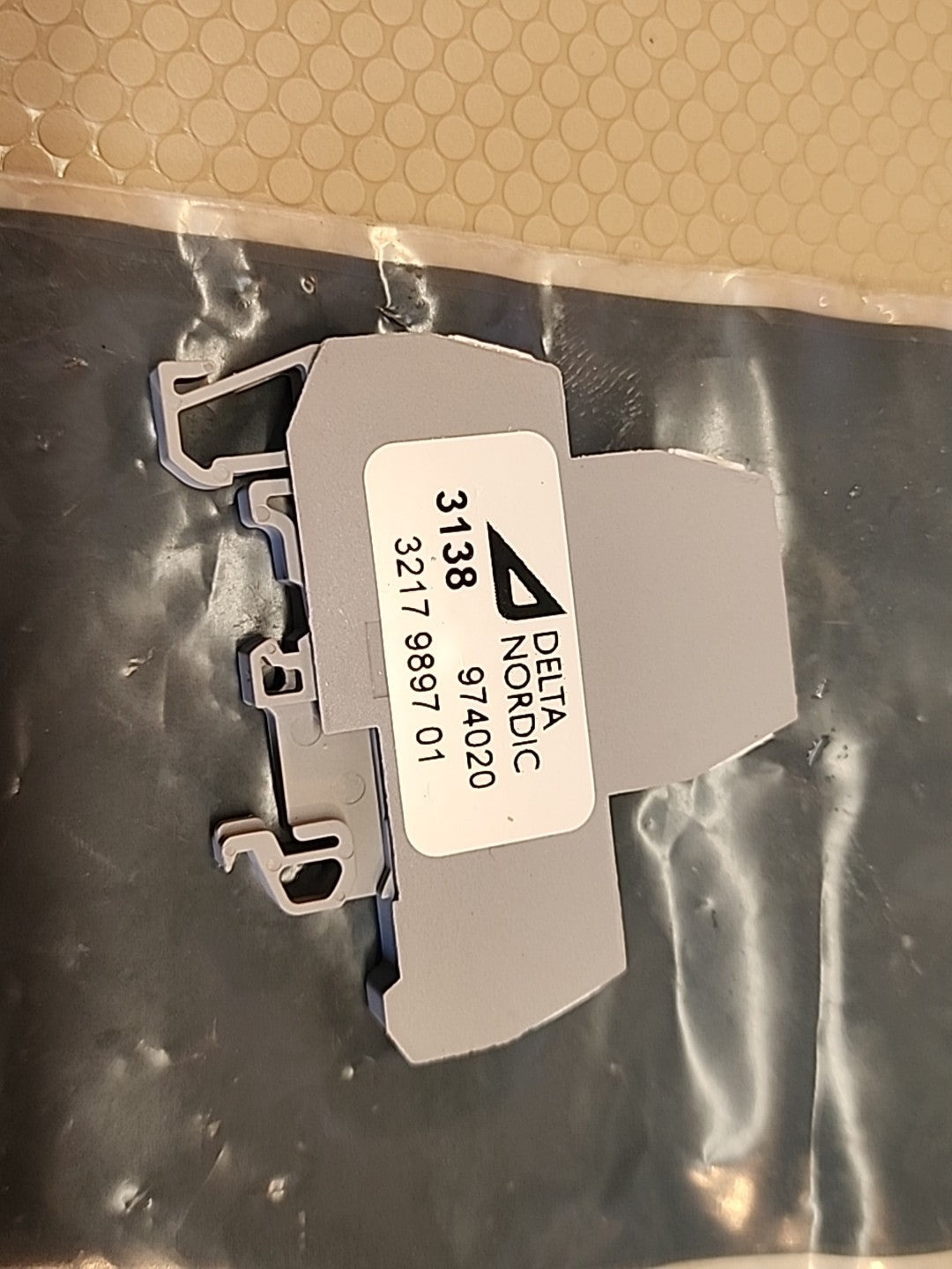 Delta Nordic 974020 DIN Rail Terminal Block End Cover Plate 3138 3217989701