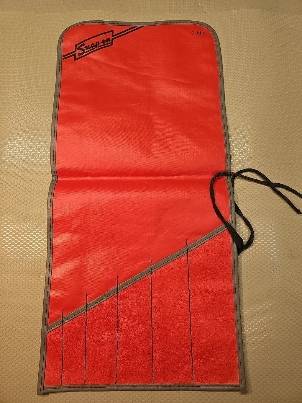 SNAP ON C-68D RED WRENCH  BAG POUCH ROLL 6 POCKETS *VINTAGE & MINT*