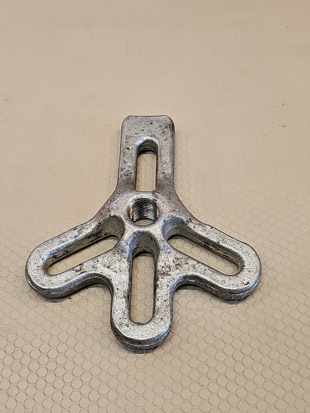 Mac Tools Harmonic Balancer Puller Plate # TP15 USA