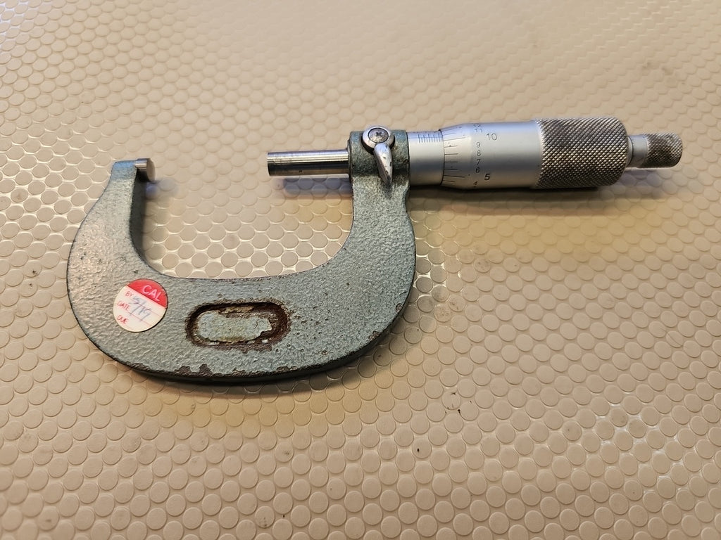 MITUTOYO #103-262, 1-2" OUTSIDE MICROMETER.  