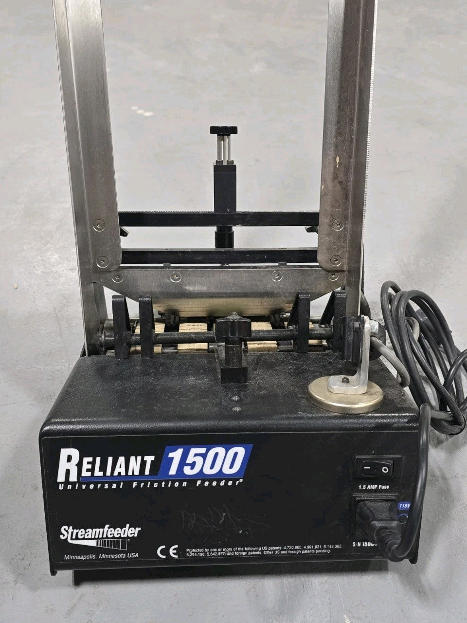 Streamfeeder Reliant 1500 Stream Feeder Product Feeder *Light Use*