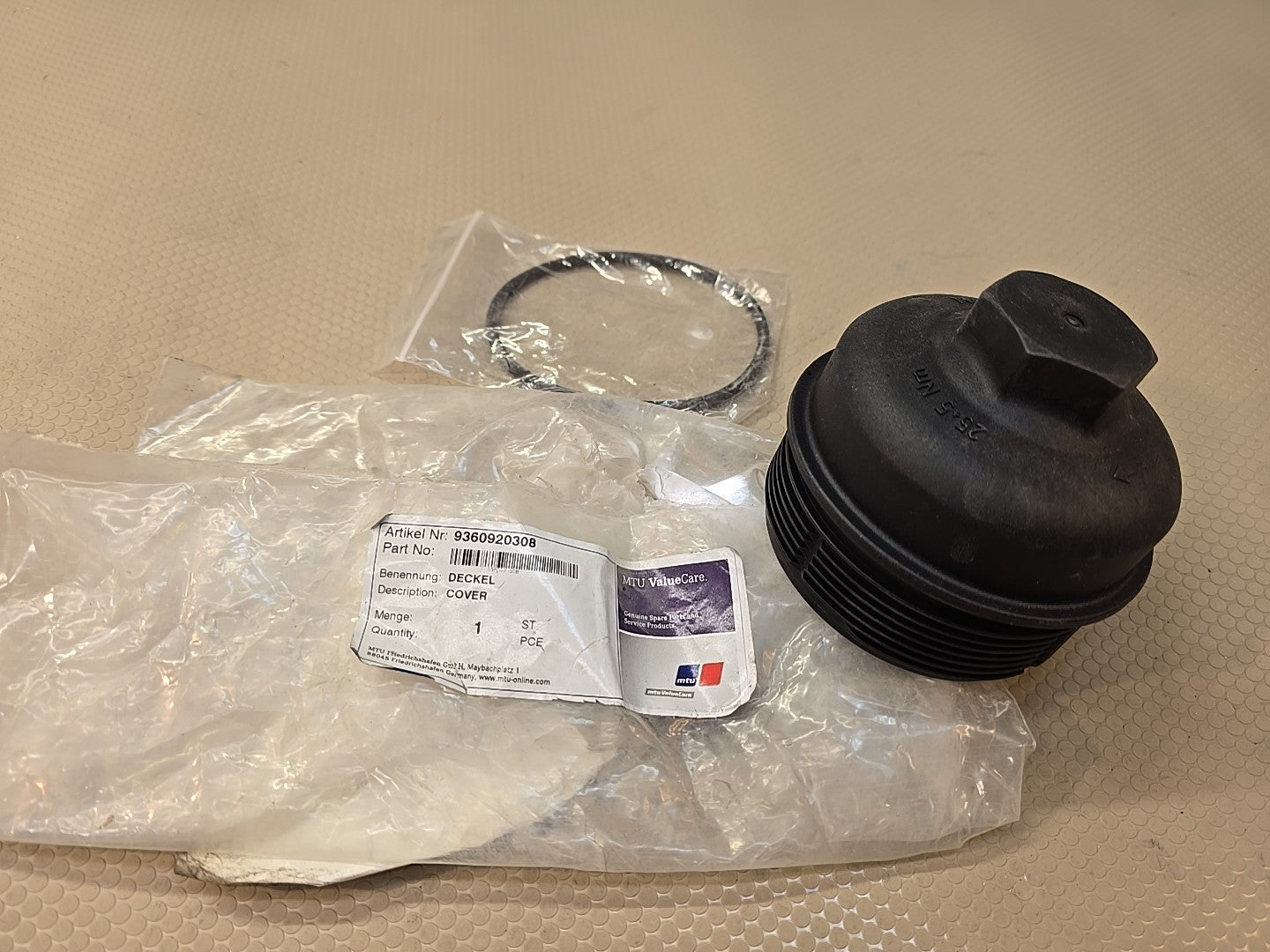 OEM Mercedes-Benz 9360920308 Fuel Filter Cap / Engine Cover Genuine