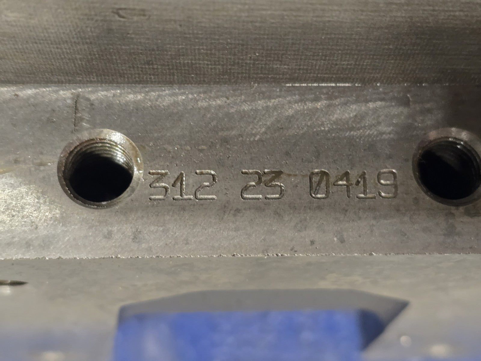 REMANUFACTURED / MOD 1891092C91 International DT466 Cylinder Head  (10341548)
