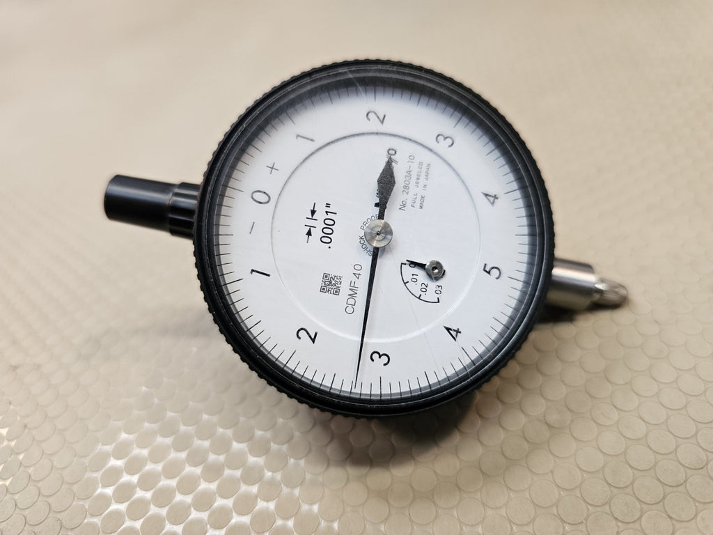 MITUTOYO 2803A-10 Dial Indicator,0 to 0.025 In,0-5-0 6NRA7 *LIGHT USE*