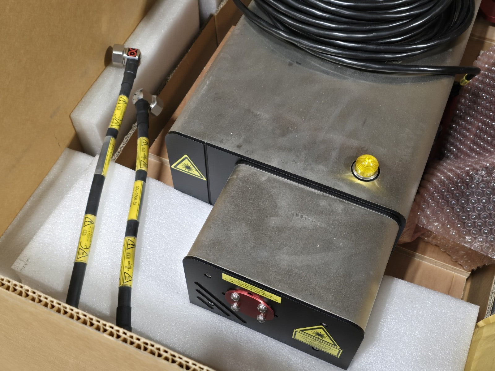 Rofin SCx60 HP10.6 Industrial CO2 Laser Source 004-0186-00 600W Resonator