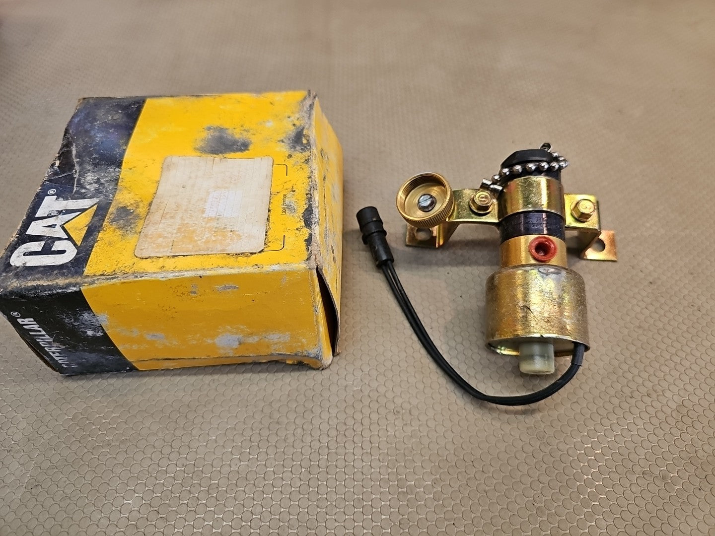 Cat 7N-7259 Valve Assembly GENUINE OEM CATERPILLAR 